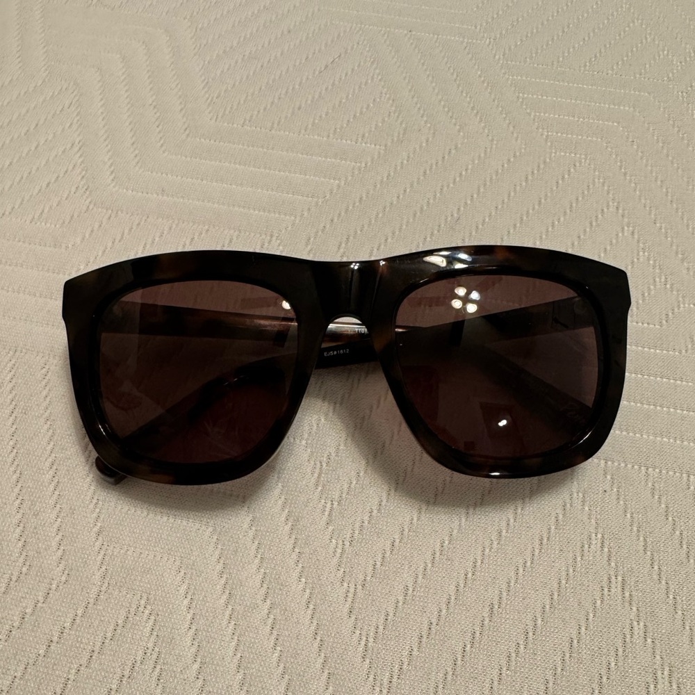 Elizabeth and James Tortoise Penn Sunglasses
